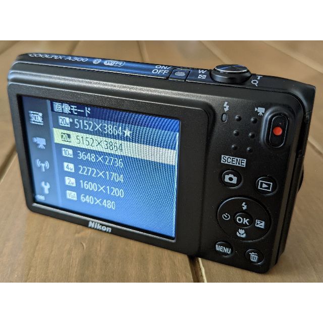 Nikon(ニコン)のNikon COOLPIX A300 デジカメ スマホ/家電/カメラのカメラ(コンパクトデジタルカメラ)の商品写真