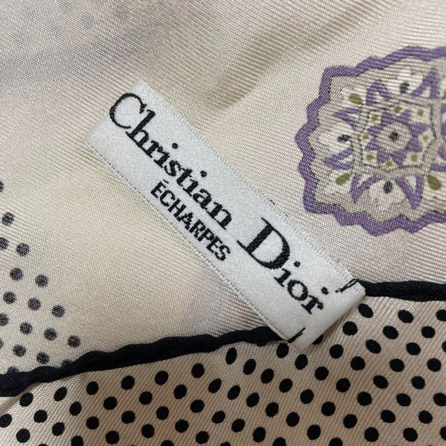 Christian Dior(クリスチャンディオール)の86㎝　ディオール　大判スカーフ　シルク100 使いやすい　シンプル　上品　OL レディースのファッション小物(バンダナ/スカーフ)の商品写真