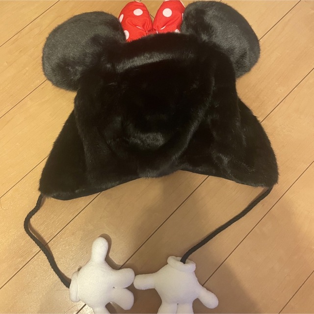 Disney(ディズニー)のディズニー　冬　ミニー　ファンキャップ　帽子 エンタメ/ホビーのおもちゃ/ぬいぐるみ(キャラクターグッズ)の商品写真