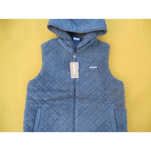 patagonia(パタゴニア)のパタゴニア W's Los Gatos Hooded Vest M SMDB レディースのトップス(ベスト/ジレ)の商品写真