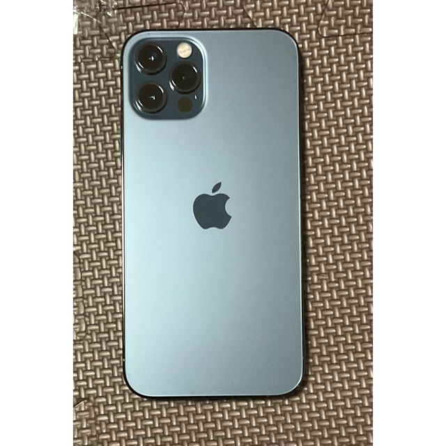 Apple(アップル)のiPhone12pro  128GB パシフィックブルー スマホ/家電/カメラのスマートフォン/携帯電話(スマートフォン本体)の商品写真