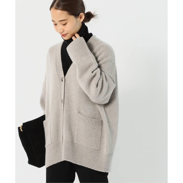 DEUXIEME CLASSE(ドゥーズィエムクラス)の未使用 Cashmere Chunky カーディガン レディースのトップス(カーディガン)の商品写真