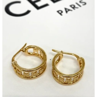セリーヌ ピアスの通販 500点以上 | celineのレディースを買うならラクマ