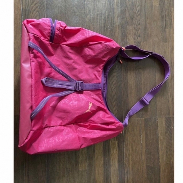 PUMA(プーマ)のPUMA スポーツバッグ レディースのバッグ(その他)の商品写真