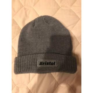 エフシーアールビー(F.C.R.B.)のブリストル　CLASSIC LOGO BEANIE fcrb 22aw(ニット帽/ビーニー)