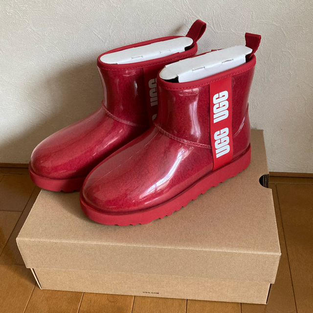 UGG(アグ)のUGG 新品 クラシック クリア ミニ レディースの靴/シューズ(ブーツ)の商品写真