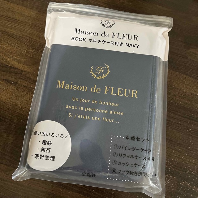 Maison de FLEUR(メゾンドフルール)のメゾンドフルール　マルチケース レディースのファッション小物(その他)の商品写真