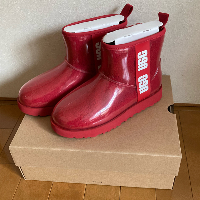 UGG(アグ)のUGG 新品 クラシック クリア ミニ レディースの靴/シューズ(ブーツ)の商品写真