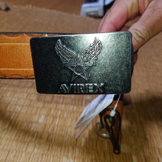 アヴィレックス(AVIREX)のAVIREX レザーベルト キーホルダー付き 新品未使用 AX4079Aタグ付き(ベルト)