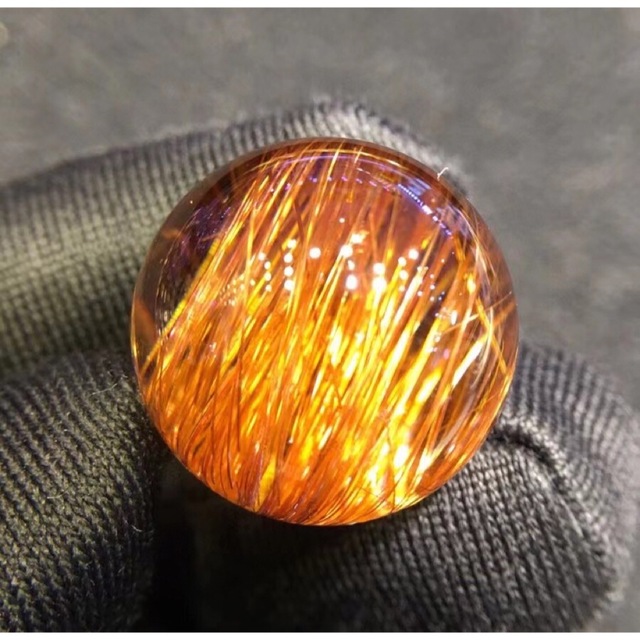 ⭐︎天然銅色ゴールドルチルクオーツ 丸玉 20mm-