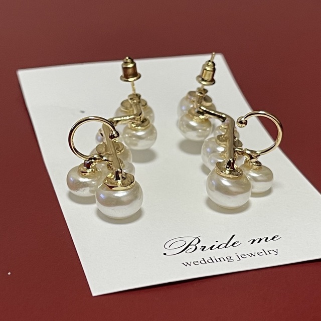 【未使用】Bride me パールピアス　ウエディングピアス レディースのアクセサリー(ピアス)の商品写真