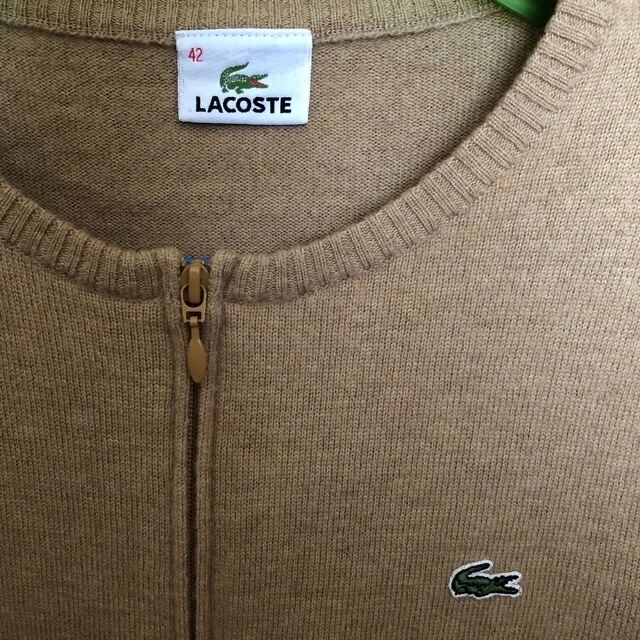 LACOSTE(ラコステ)の【専用出品】ウール100% カーディガン　ニット　セーター レディースのトップス(カーディガン)の商品写真