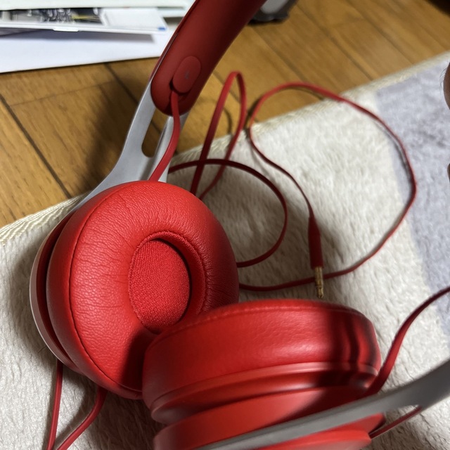 Beats(ビーツ)のBeats ヘッドホン　ヘッドフォン　有線タイプ スマホ/家電/カメラのオーディオ機器(ヘッドフォン/イヤフォン)の商品写真