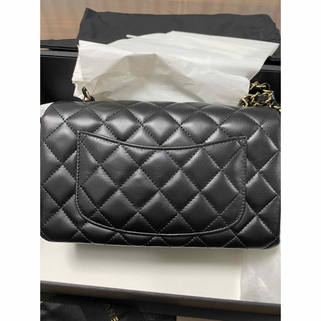 CHANEL(シャネル)の奇跡♥CHANEL  ミニフラップ  バック   マトラッセ レディースのバッグ(ショルダーバッグ)の商品写真