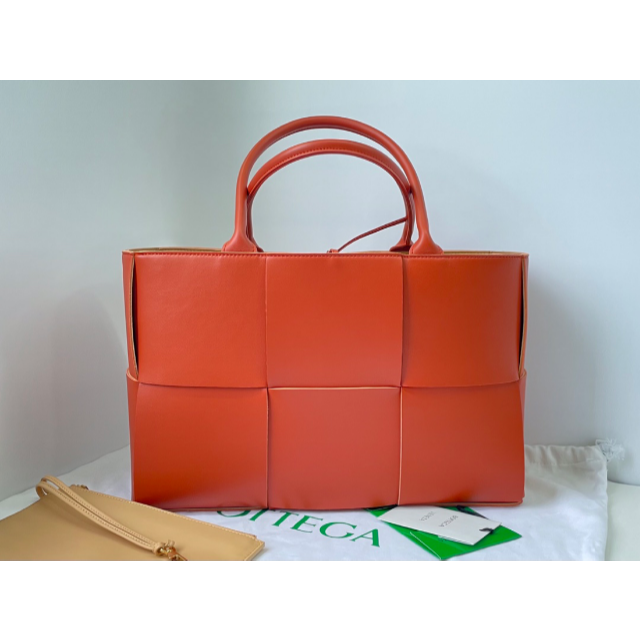 ハンドバッ Bottega アルコトート バッグ ネロの通販 by モリモト 's