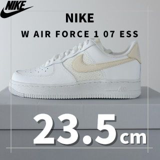 ナイキ(NIKE)のNIKE 23.5cm ナイキ W AIR FORCE 1 ’07 ESS(スニーカー)