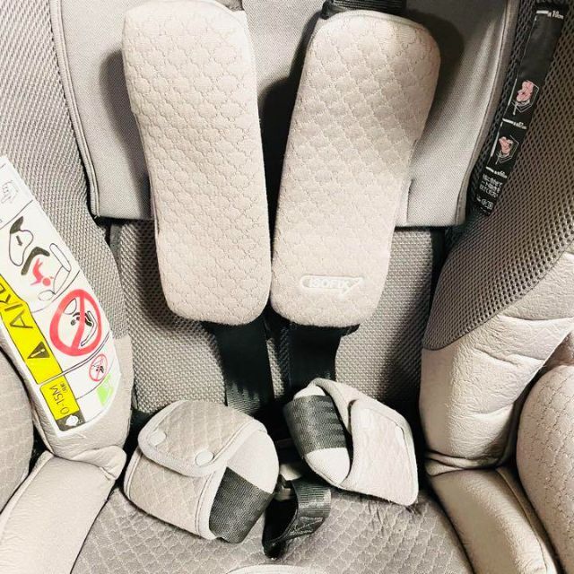 アップリカ フラディア グロウ ISOFIX 360°セーフティ プレミアム 4