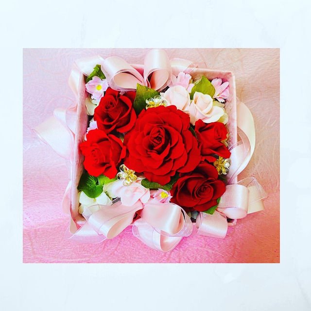 プリザーブドフラワー　薔薇のプレゼントボックス