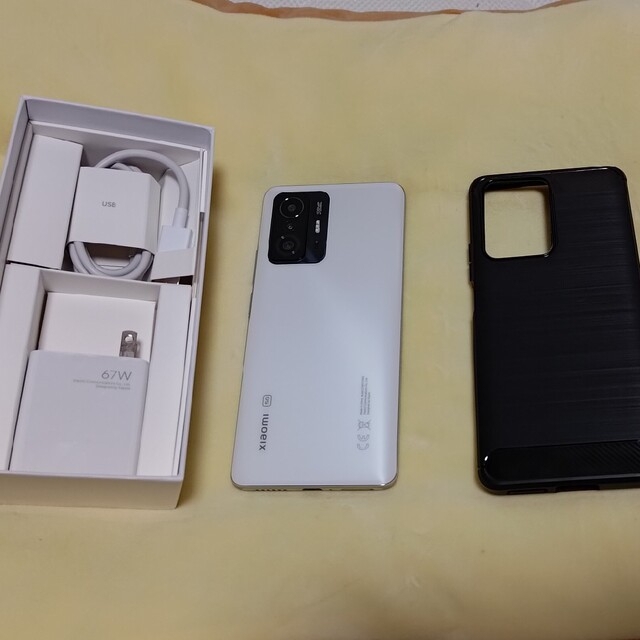 Xiaomi 11T Moonlight White 8GB RAM 128GB スマホ/家電/カメラのスマートフォン/携帯電話(スマートフォン本体)の商品写真