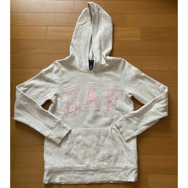 GAP Kids(ギャップキッズ)のパーカー　GAP kids  裏ボア キッズ/ベビー/マタニティのキッズ服女の子用(90cm~)(Tシャツ/カットソー)の商品写真