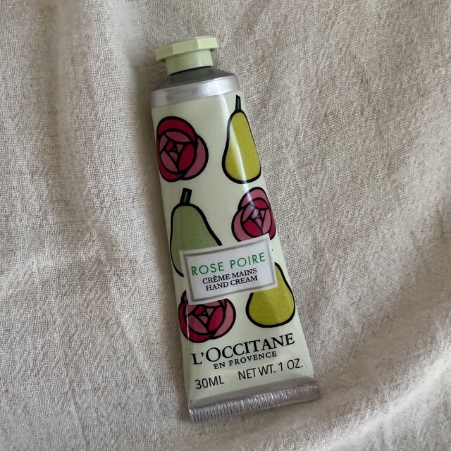 L'OCCITANE(ロクシタン)のロクシタン  ハンドクリーム　新品　ラ・フランス ローズ ハンドクリーム コスメ/美容のボディケア(ハンドクリーム)の商品写真