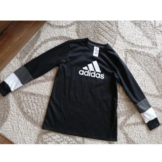 アディダス(adidas)のアディダス　ロングＴシャツ(Tシャツ/カットソー(七分/長袖))