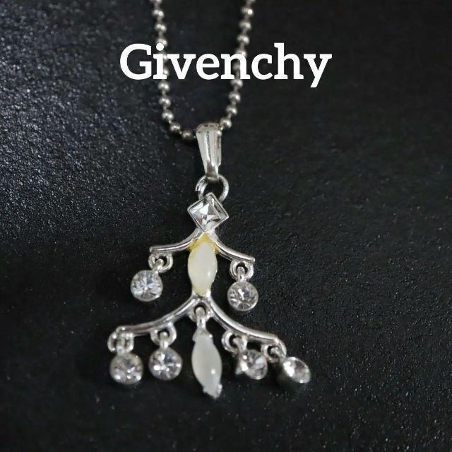 GIVENCHY - 【匿名配送】ジバンシー ネックレス シルバー ストーンの通販 by TC_レビジュ@おまとめ買いお値引中｜ジバンシィならラクマ