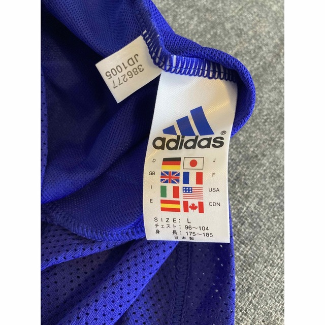 adidas(アディダス)の2002年　サッカーワールドカップ　限定ユニフォーム スポーツ/アウトドアのサッカー/フットサル(記念品/関連グッズ)の商品写真