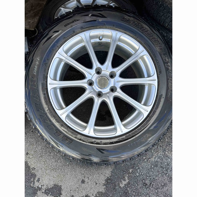 アルミホイール　スタッドレス付き　235／65R18