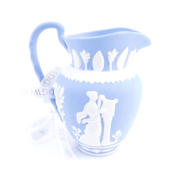 WEDGWOOD(ウェッジウッド)のウェッジウッド ジャスパー クリスマス オーナメント クリーマー SY4811R インテリア/住まい/日用品のインテリア小物(置物)の商品写真