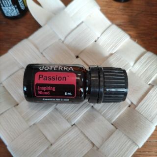 ドテラ(doTERRA)のdoTERRA　パッション　5ml　精油(エッセンシャルオイル（精油）)