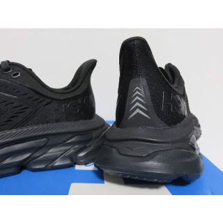 HOKA ONE ONE - 定価2.2万 新品 HOKA ONE ONE clifton edge 8の通販 by ...