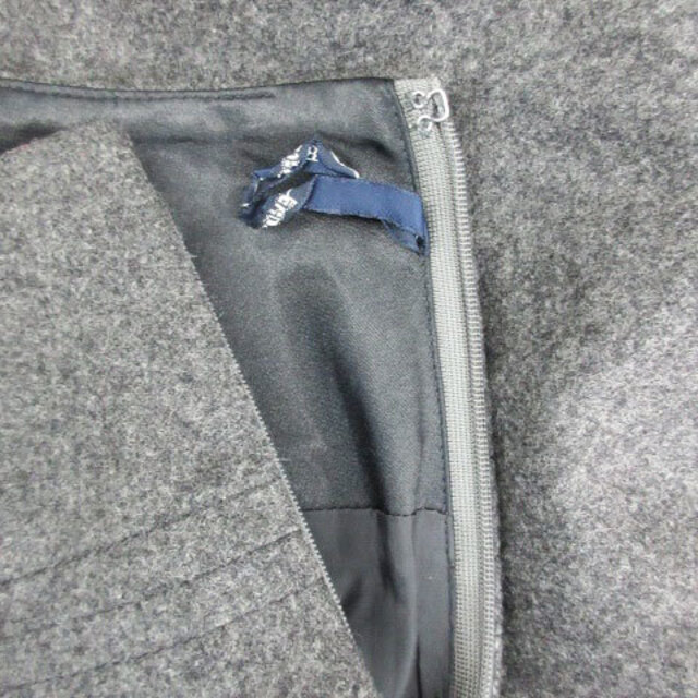 ROPE’(ロペ)のロペ ROPE フレアスカート ミニ丈 ウール 9 グレー レディースのスカート(ひざ丈スカート)の商品写真