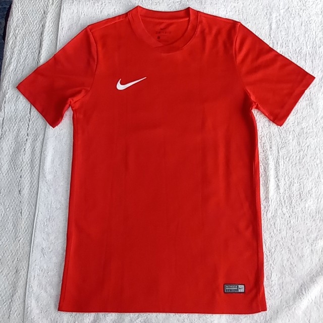 NIKE(ナイキ)のNIKE　Tシャツ　DRI-FIT  AUTHENTIC FOOTBALL  M レディースのトップス(Tシャツ(半袖/袖なし))の商品写真