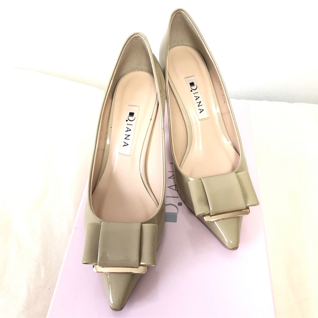 価格で全国 【箱・包装紙付き】DIANA ハイヒール レディース ベージュ