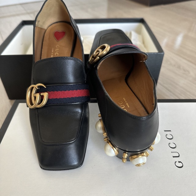 Gucci(グッチ)のグッチgucci真珠パンプス レディースの靴/シューズ(ハイヒール/パンプス)の商品写真