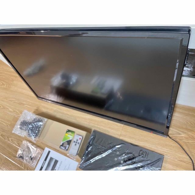 【最終値下】4K液晶モニター ディスプレイKWIN-4K32B スマホ/家電/カメラのPC/タブレット(PC周辺機器)の商品写真