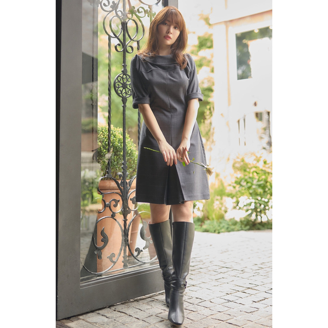 Her lip to(ハーリップトゥ)のherlipto♡Line Check Box Tuck Dress レディースのワンピース(ひざ丈ワンピース)の商品写真