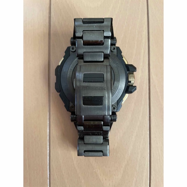 G-SHOCK(ジーショック)の【希少】CASIO カシオ MT-G MT-G-G1000GB-1JF メンズの時計(腕時計(アナログ))の商品写真