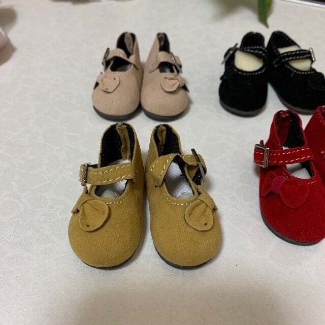 ドール用　靴　メルちゃん　パオラドール キッズ/ベビー/マタニティのおもちゃ(ぬいぐるみ/人形)の商品写真