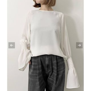 アパルトモンドゥーズィエムクラス(L'Appartement DEUXIEME CLASSE)のL'Appartement Shirring Blouse ホワイト(シャツ/ブラウス(長袖/七分))