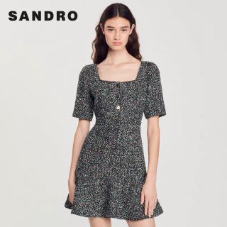 人気✨　Sandro サンドロ　緑　グリーン　ニットワンピース　ミニ丈