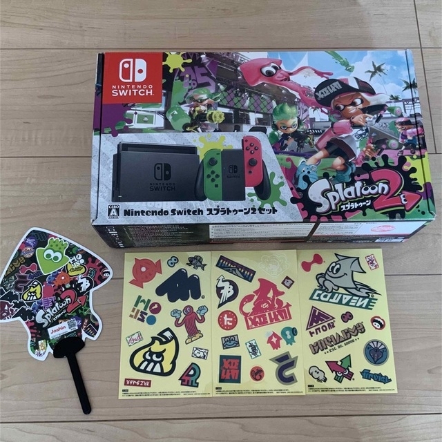 Nintendo Switch(ニンテンドースイッチ)の⚠️中古品⚠️Nintendo Switchスプラトゥーン2セットソフトなし  エンタメ/ホビーのゲームソフト/ゲーム機本体(家庭用ゲーム機本体)の商品写真