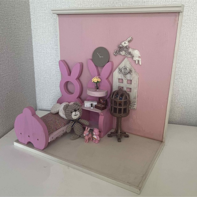 ピンクのかわいいドールハウス 小物セット こまったちゃん オビツ11 エンタメ/ホビーのおもちゃ/ぬいぐるみ(キャラクターグッズ)の商品写真
