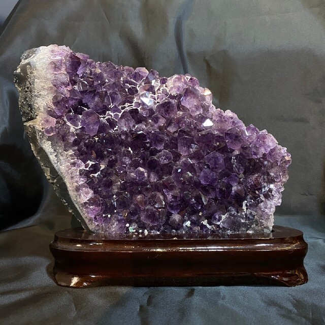 【高品質】深紫 アメジストクラスター 原石  ⭐︎2月誕生石⭐︎愛の石 k560