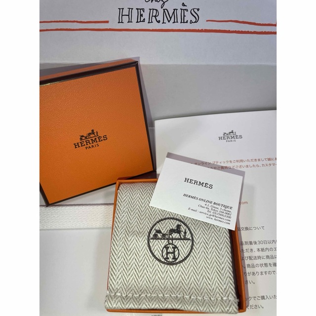 Hermes(エルメス)のエルメス イヤーカフ オランプ PM モーヴパール　ゴールド金具 レディースのアクセサリー(イヤーカフ)の商品写真