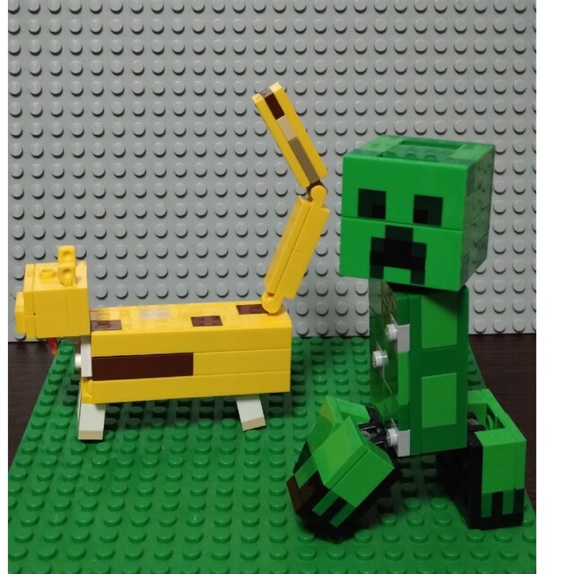 Lego(レゴ)のレゴ　マインクラフト　ビッグフィグ　クリーパーとヤマネコ キッズ/ベビー/マタニティのおもちゃ(積み木/ブロック)の商品写真
