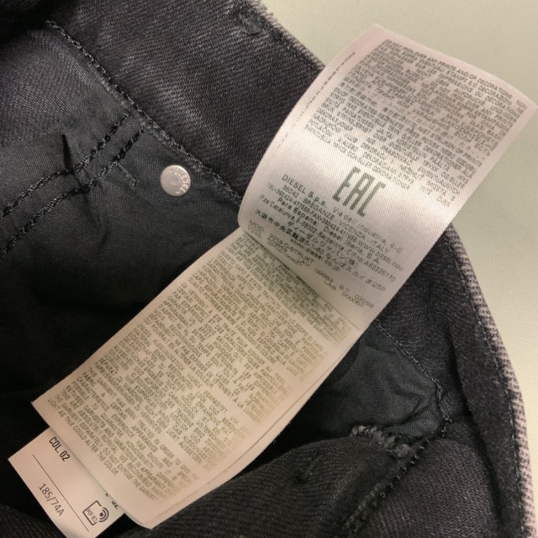 DIESEL(ディーゼル)の2019 D-STRUKT 09B83 Slim Jeans　W38L32 メンズのパンツ(デニム/ジーンズ)の商品写真