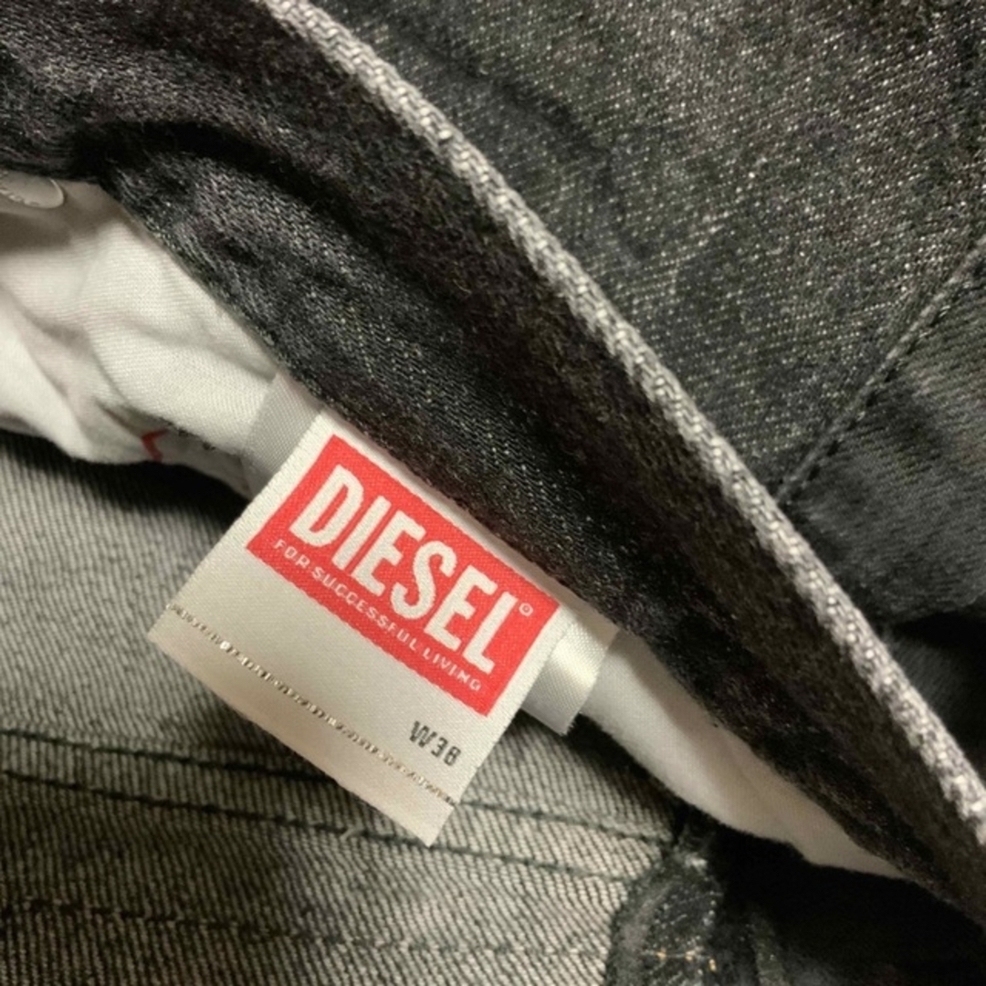 DIESEL(ディーゼル)のDIESEL　1995 007g9 Straight Jeans　W38L32 メンズのパンツ(デニム/ジーンズ)の商品写真