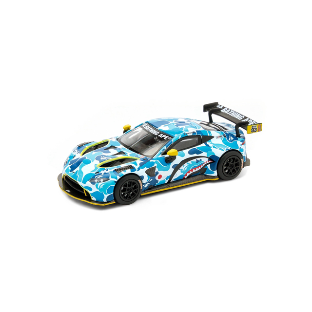 A BATHING APE(アベイシングエイプ)のBAPE ASTON MARTIN GT3 1/64 MODEL CAR2set エンタメ/ホビーのおもちゃ/ぬいぐるみ(ミニカー)の商品写真